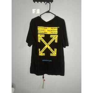 Off-White Men’s T-shirt Size XL